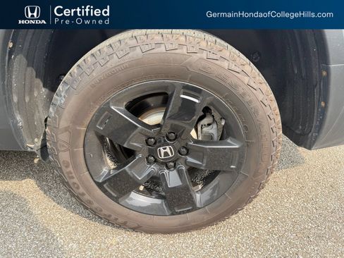 Used 2025 Honda Ridgeline Black Edition image 6