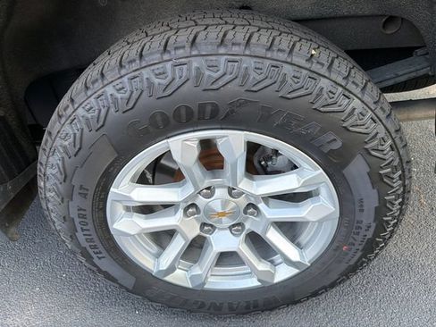 Used 2021 Chevrolet Silverado 1500 RST AWD/4WD image 19