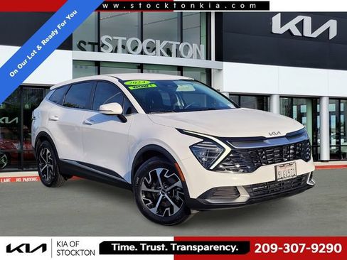 Used 2024 Kia Sportage EX FWD image 1