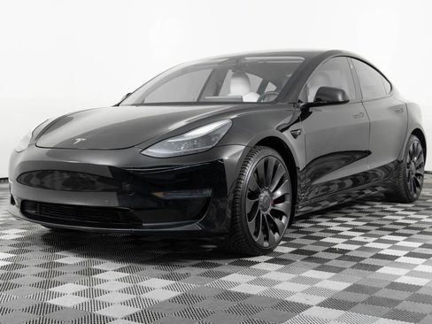 Used 2021 Tesla Model 3 Performance image 2