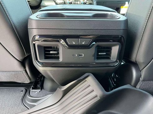 New 2026 GMC Sierra 2500 AT4 w/ Technology Package AWD/4WD image 15