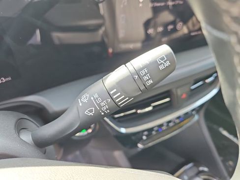 Used 2024 Buick Encore GX Avenir image 23