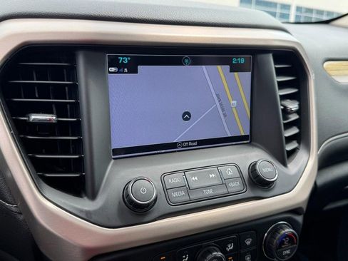 Used 2019 GMC Acadia Denali w/ Technology Package FWD image 21