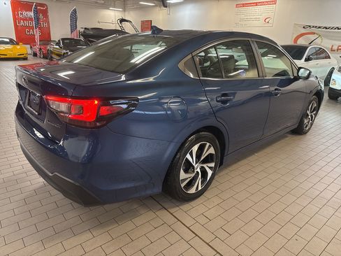 Used 2022 Subaru Legacy Premium image 7
