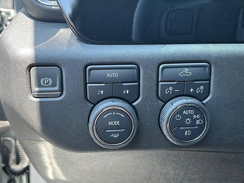 New 2025 Chevrolet Silverado 1500 RST w/ Dark Appearance Package image 13