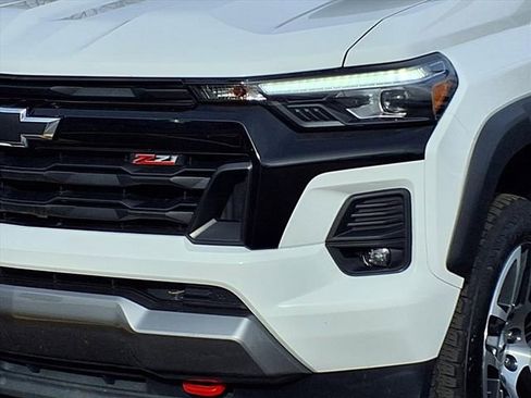 Used 2023 Chevrolet Colorado Z71 w/ Z71 Convenience Package 2 image 26