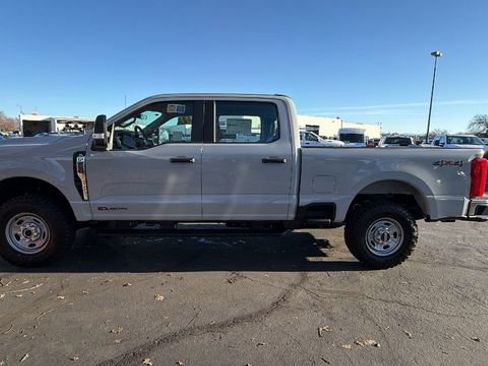New 2026 Ford F250 XL w/ XL Off-Road Package AWD/4WD image 7