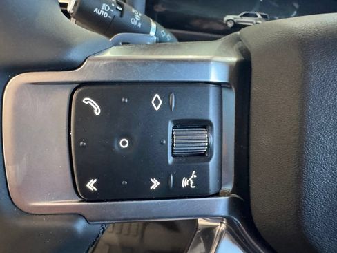 New 2026 Land Rover Discovery Limited Edition AWD/4WD image 23