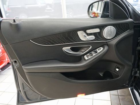 Used 2016 Mercedes-Benz C 300 4MATIC Sedan image 24