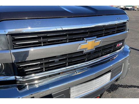 Used 2016 Chevrolet Silverado 3500 LTZ w/ Duramax Plus Package image 30
