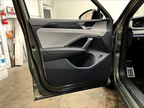 New 2026 Volkswagen Tiguan SE R-Line image 24