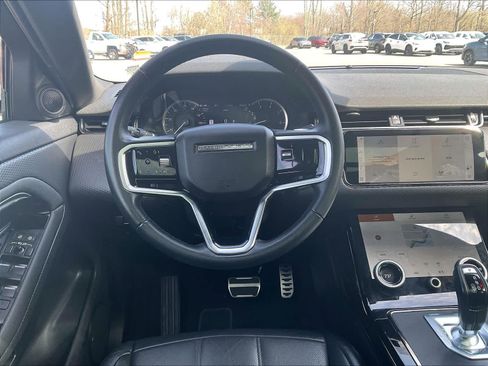 Used 2023 Land Rover Range Rover Evoque R-Dynamic S AWD/4WD image 17