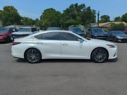 Used 2025 Lexus ES 350 w/ Premium Package FWD image 8