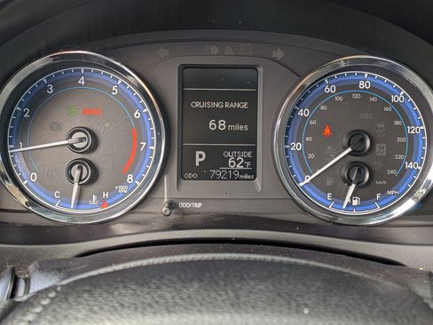 Used 2019 Toyota Corolla LE image 17