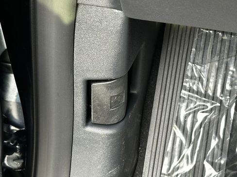 New 2026 Ford Expedition Active image 72