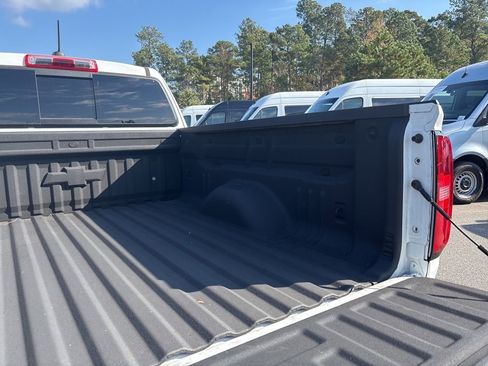 Used 2019 Chevrolet Colorado Z71 w/ LPO, Premium Interior Package image 18