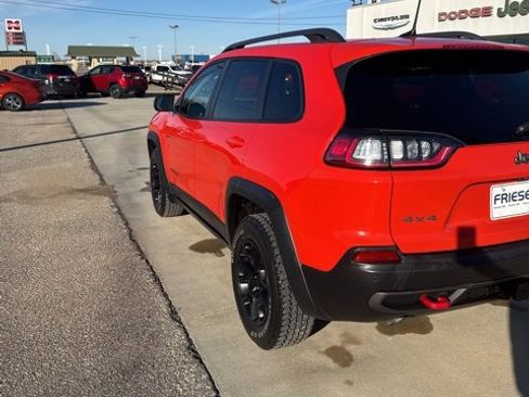 Used 2021 Jeep Cherokee Trailhawk w/ Trailer Tow Group image 10