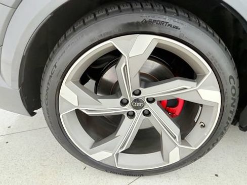 Used 2024 Audi Q8 e-tron Prestige AWD/4WD image 82