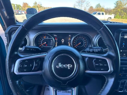 Used 2020 Jeep Wrangler Unlimited Sahara w/ Uconnect 4C Nav & Sound Group image 22