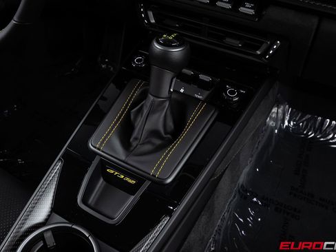 Used 2024 Porsche 911 GT3 RS RWD image 36