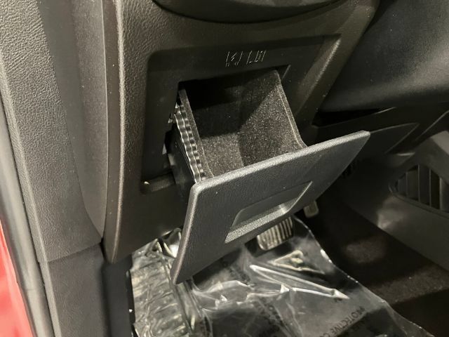 Used 2016 Ford Edge SEL w/ Equipment Group 201A AWD/4WD image 48