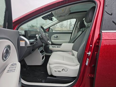 New 2026 Hyundai Ioniq 9 Limited image 17