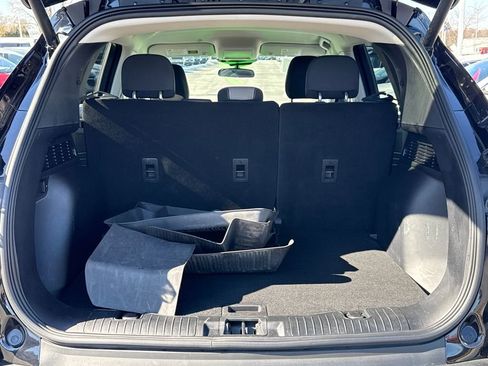 Certified 2022 Ford Escape SE w/ SE Sport Appearance Package image 8