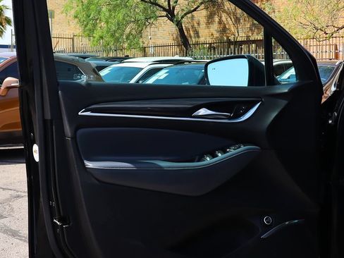 Used 2018 Buick Enclave Essence w/ Trailering Package FWD image 39