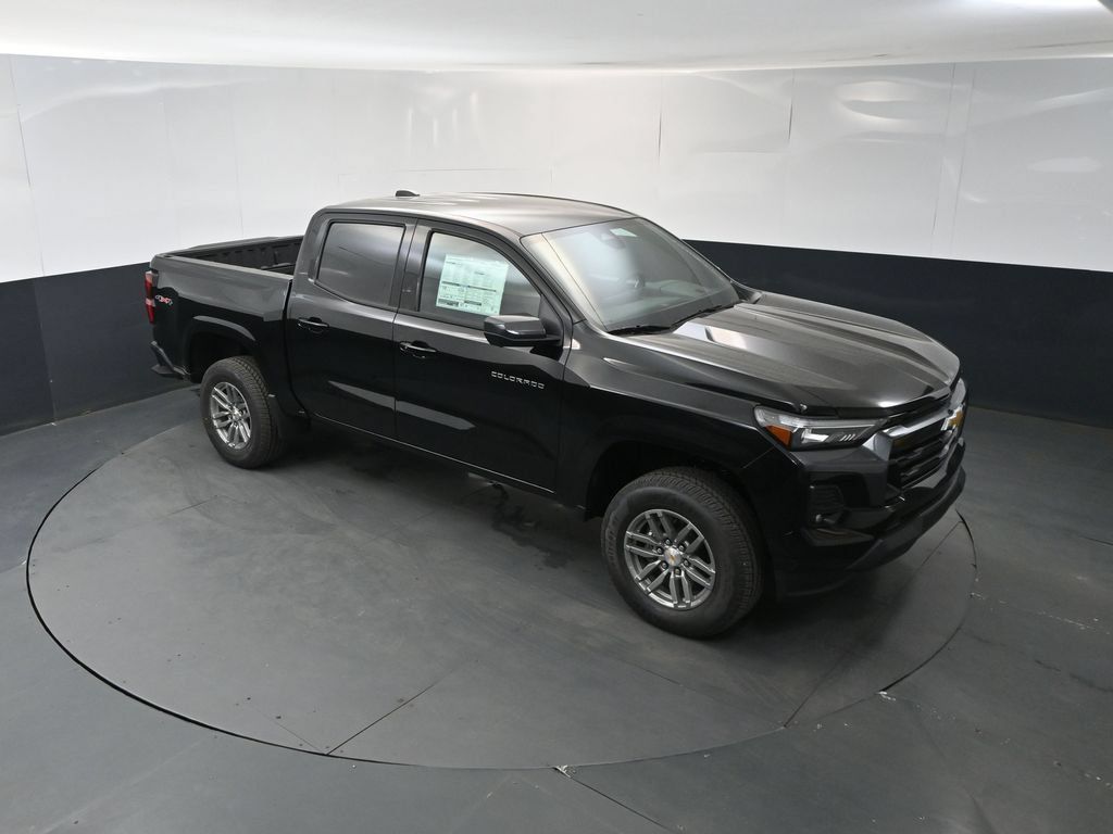 New 2026 Chevrolet Colorado LT w/ LT Convenience Package AWD/4WD image 22