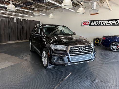 Used 2018 Audi Q7 3.0T Prestige AWD/4WD image 2