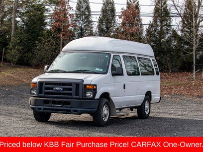 Used 2013 Ford E-350 and Econoline 350 Extended Super Duty w/ PWR Group