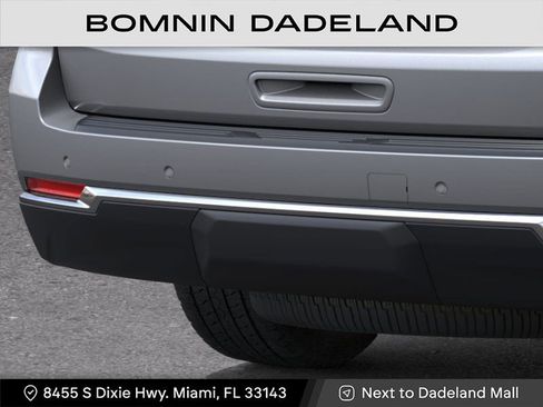 New 2026 Chevrolet Suburban LS image 14