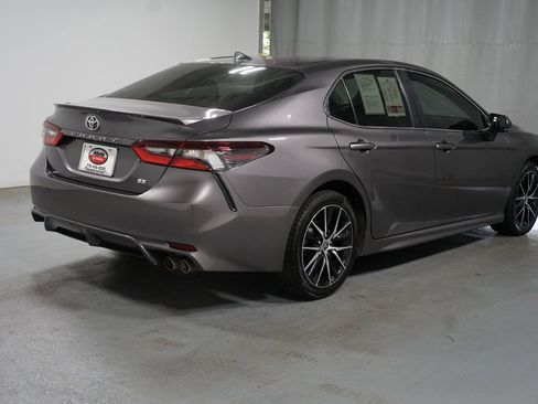 Used 2023 Toyota Camry SE FWD image 8
