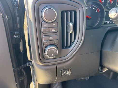 New 2026 Chevrolet Silverado 1500 Custom image 19