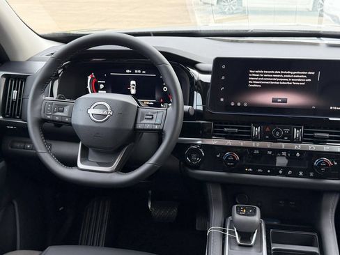 New 2026 Nissan Pathfinder SL FWD image 11