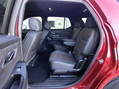 Used 2023 Chevrolet Traverse High Country image 27