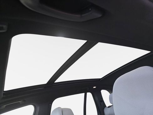 New 2026 BMW X5 sDrive40i w/ M Sport Package image 19