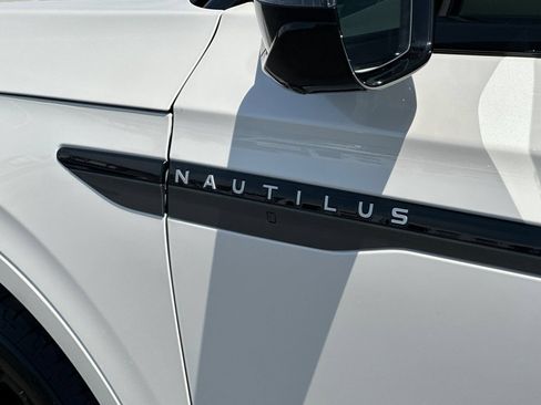 New 2026 Lincoln Nautilus Black Label w/ Jet Appearance Package AWD/4WD image 26