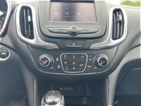 Used 2020 Chevrolet Equinox LT w/ Driver Convenience Package image 50