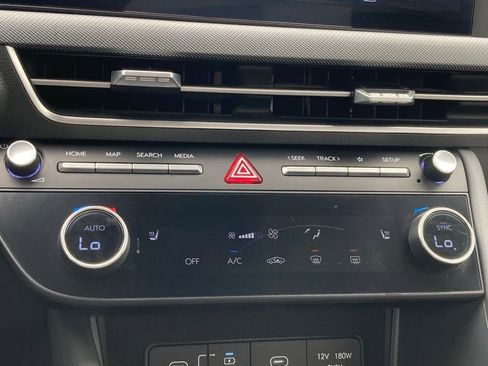 Used 2025 Hyundai Sonata SEL FWD image 21