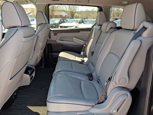 Used 2024 Honda Odyssey Elite image 10