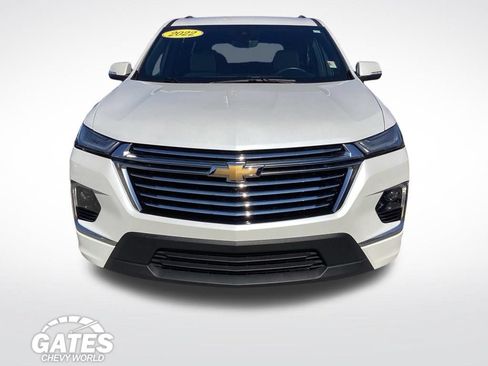 Used 2022 Chevrolet Traverse Premier AWD/4WD image 2