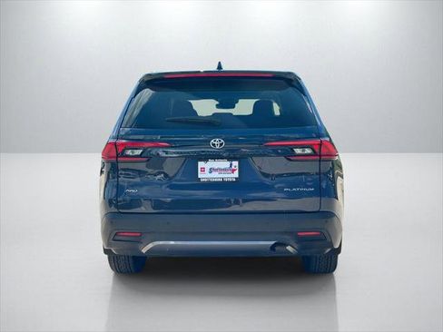 Certified 2024 Toyota Grand Highlander AWD image 6