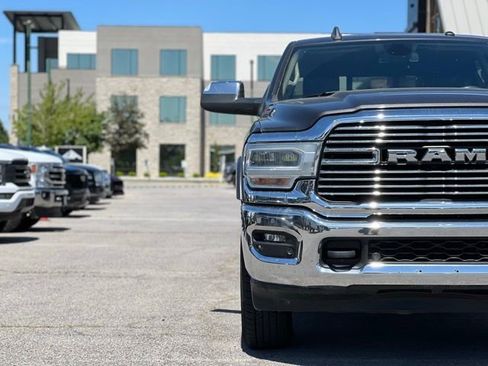 Used 2019 RAM 2500 Laramie AWD/4WD image 9