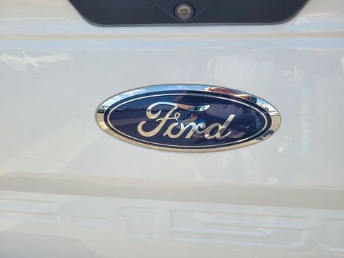 Used 2018 Ford F150 XLT w/ Equipment Group 301A Mid AWD/4WD image 10