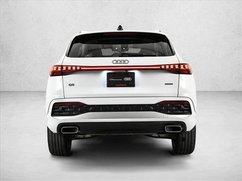 Used 2025 Audi Q5 Premium w/ Convenience Package AWD/4WD image 7