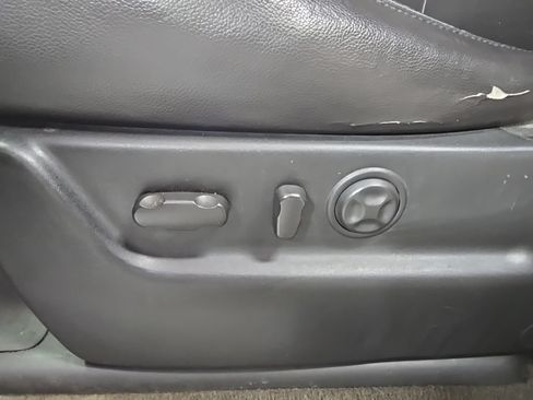 Used 2009 Chevrolet Tahoe LTZ AWD/4WD image 34
