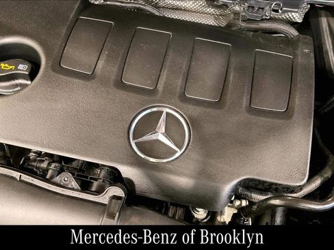 Used 2023 Mercedes-Benz GLA 250 4MATIC image 36