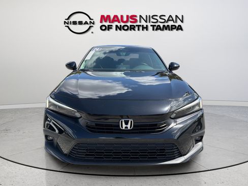 Used 2024 Honda Civic Touring image 2
