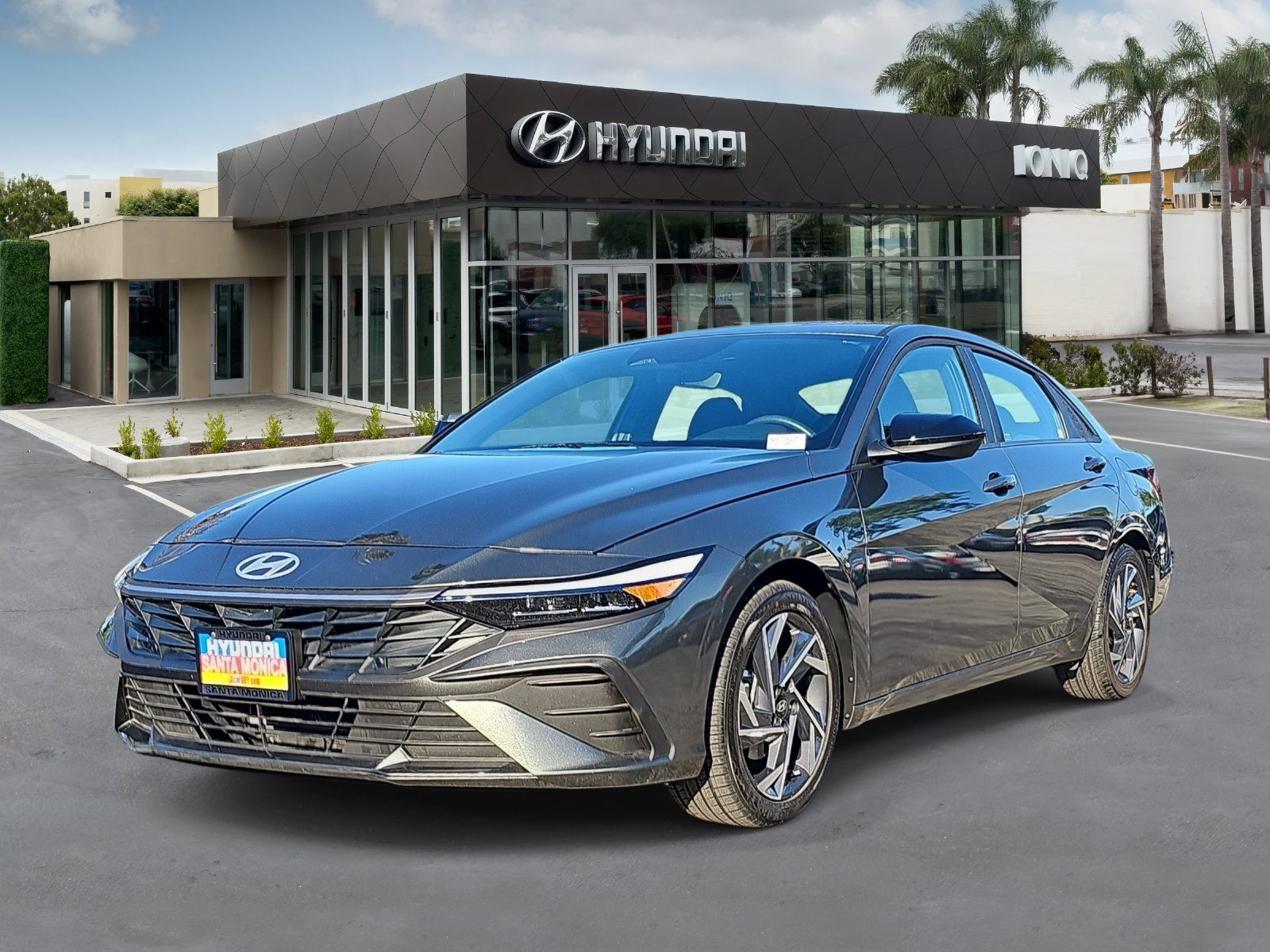 Certified 2025 Hyundai Elantra Sport FWD image 7